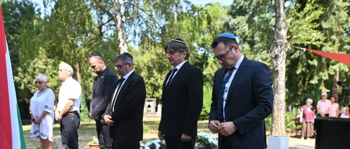Megemlékezés a holokauszt áldozatairól Pécsett: "Nyolc évtized múltán is kötelességünk emlékezni – és emlékeztetni"